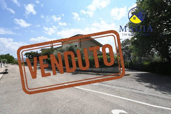 casa indipendente in vendita a Castel di Lama in zona Villa Forcella