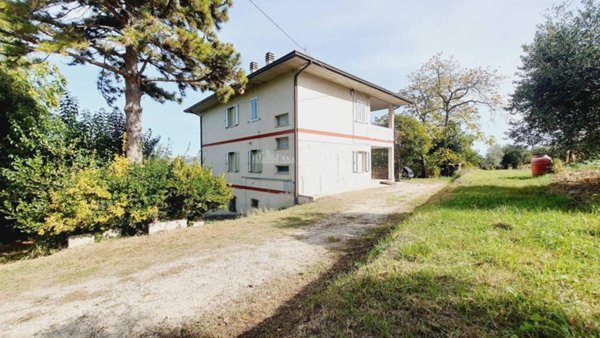 casa indipendente a Castel di Lama in zona Piattoni/Villa Sant'Antonio