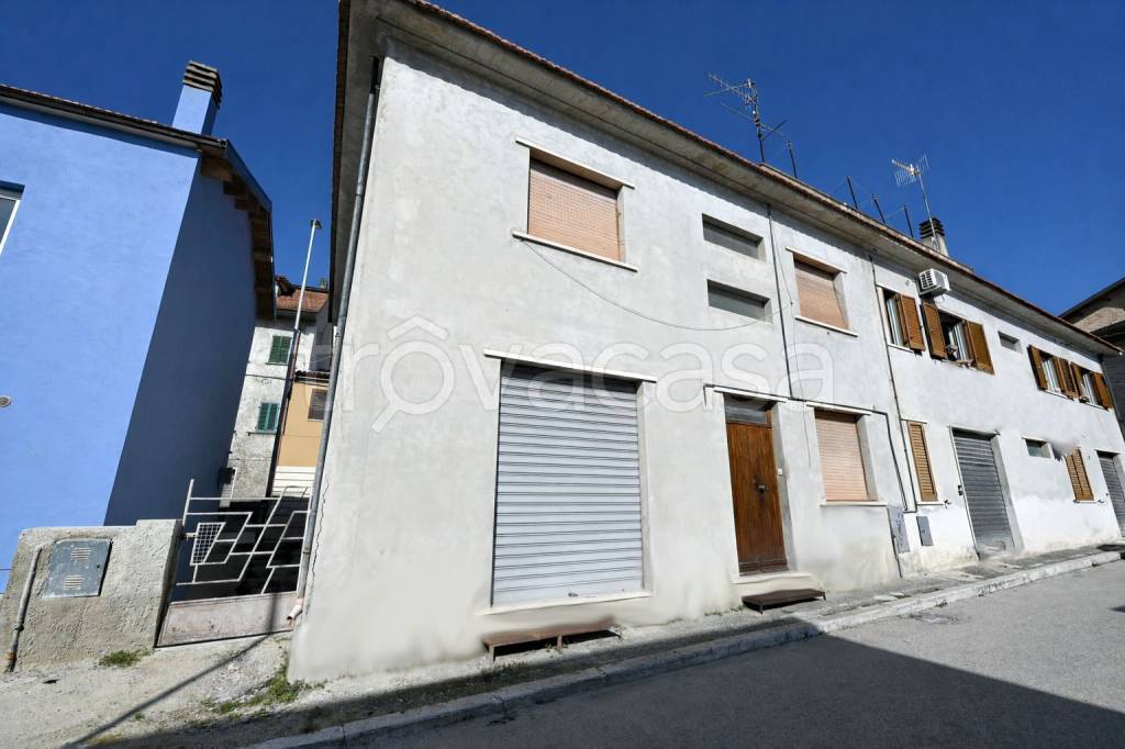 casa indipendente in vendita a Castel di Lama