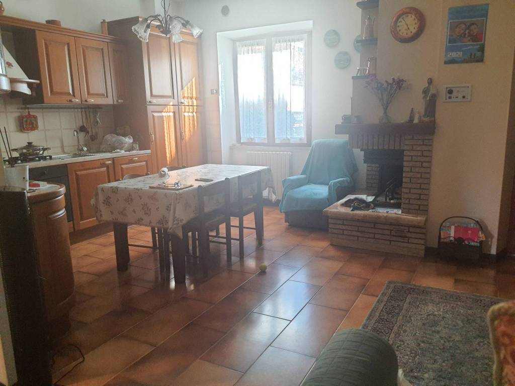 appartamento in vendita a Castel di Lama in zona Piattoni/Villa Sant'Antonio