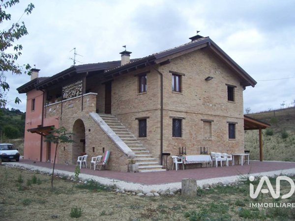 casa indipendente in vendita a Castel di Lama in zona Villa Forcella