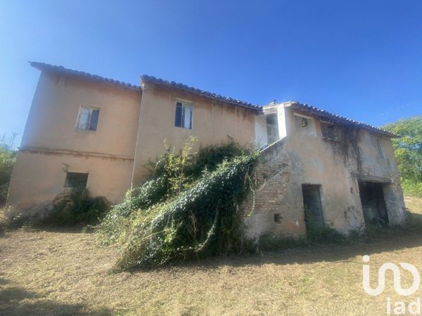 casale in vendita a Castel di Lama