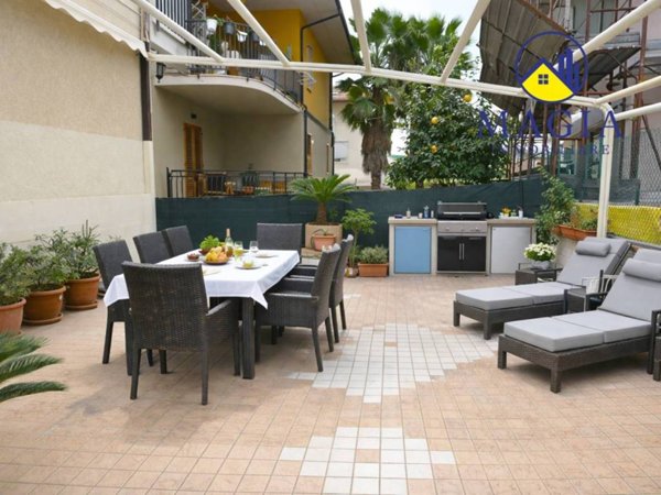 casa indipendente a Castel di Lama in zona Piattoni/Villa Sant'Antonio