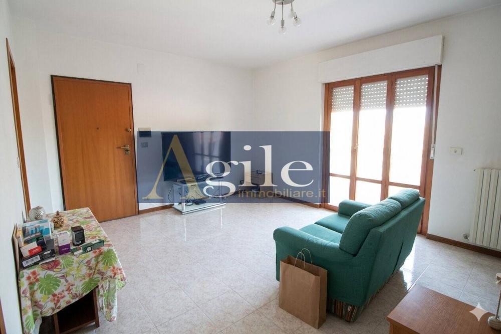 appartamento in vendita a Castel di Lama in zona Piattoni/Villa Sant'Antonio