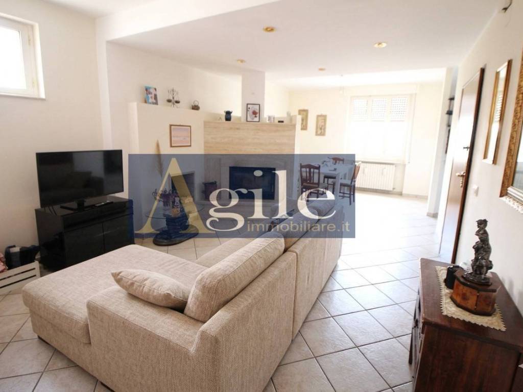 appartamento in vendita a Castel di Lama in zona Piattoni/Villa Sant'Antonio