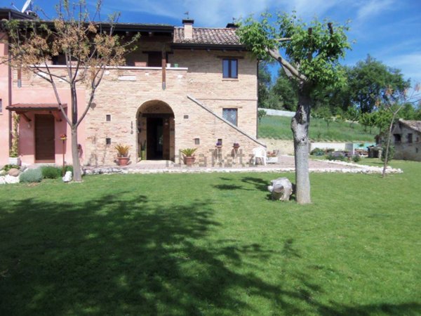 casa indipendente a Castel di Lama in zona Piattoni/Villa Sant'Antonio