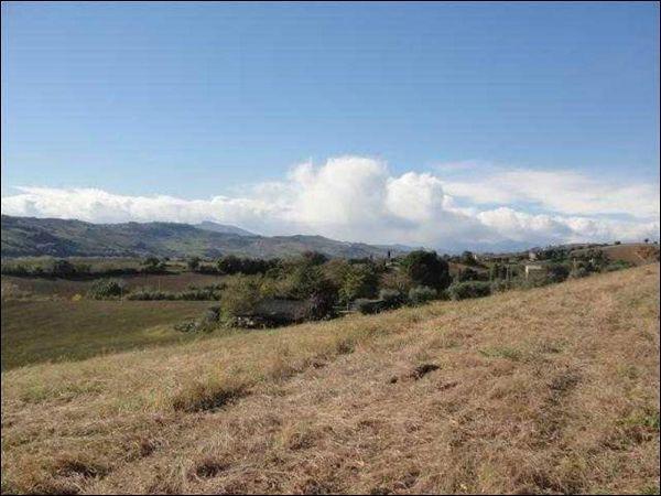appartamento in vendita a Castignano in zona Ripaberarda