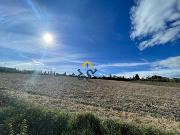 terreno agricolo in vendita a Castignano