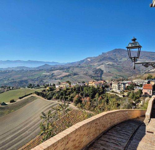 appartamento in vendita a Castignano