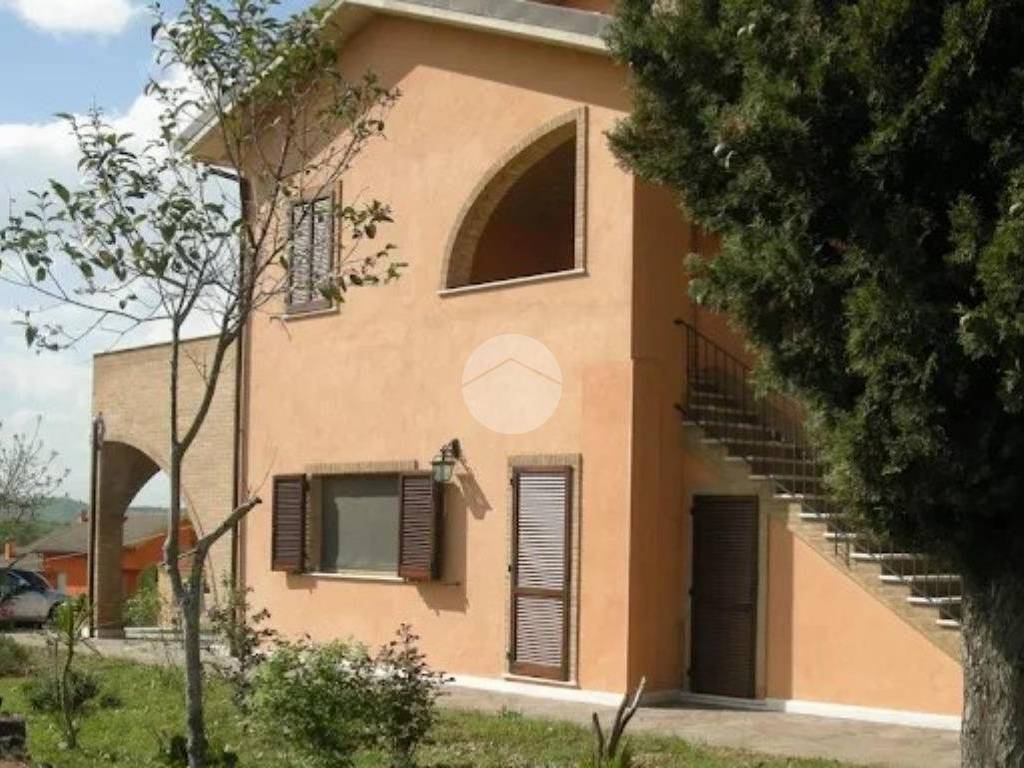casa indipendente in vendita a Castignano in zona San Martino