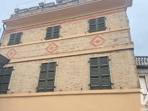 casa indipendente in vendita a Castignano