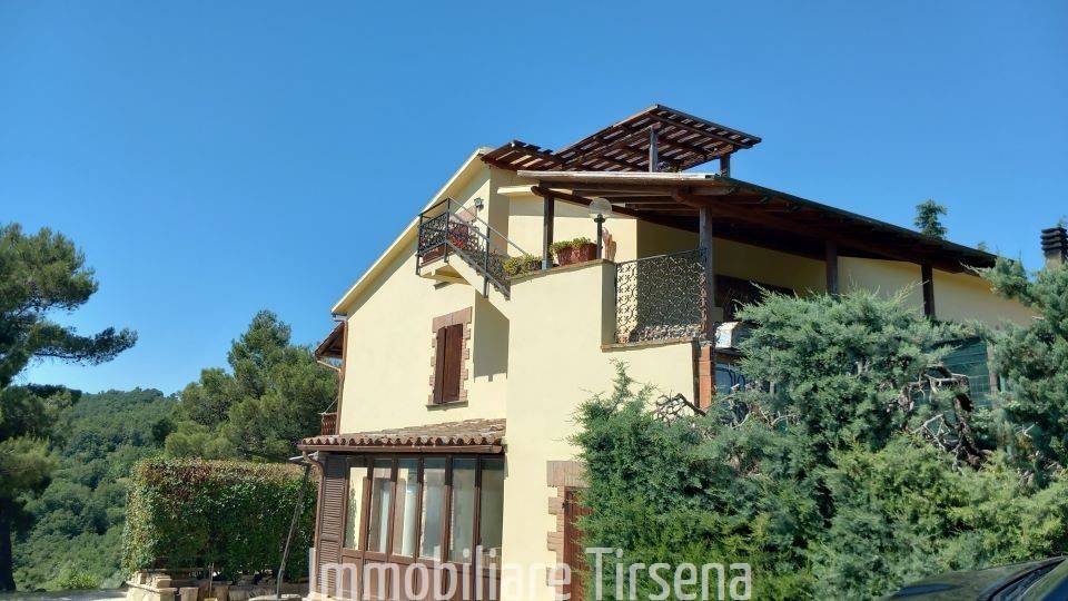 casa indipendente in vendita a Castignano in zona San Venanzo