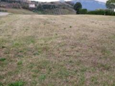 terreno edificabile in vendita a Castorano