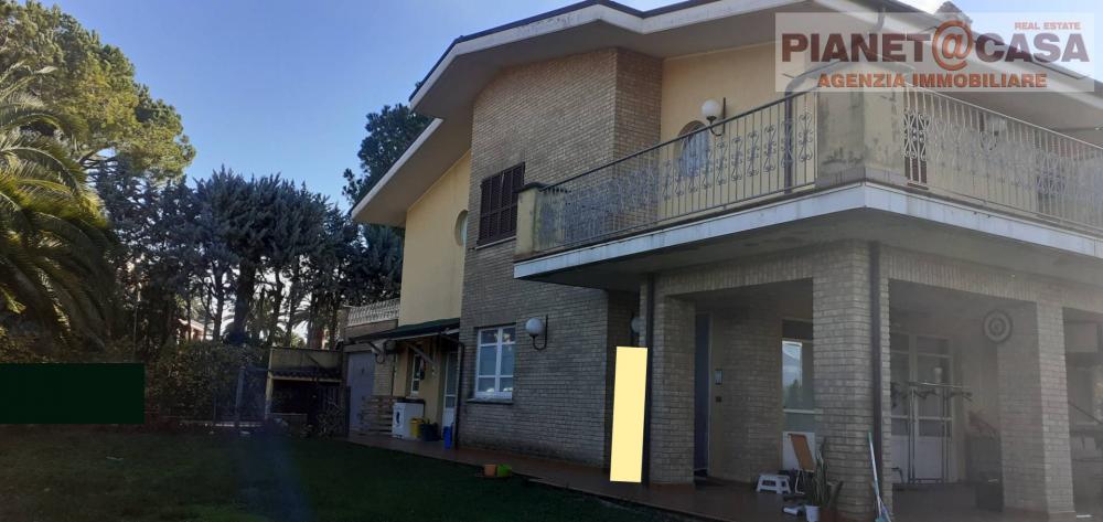 casa indipendente in vendita a Castorano in zona San Silvestro