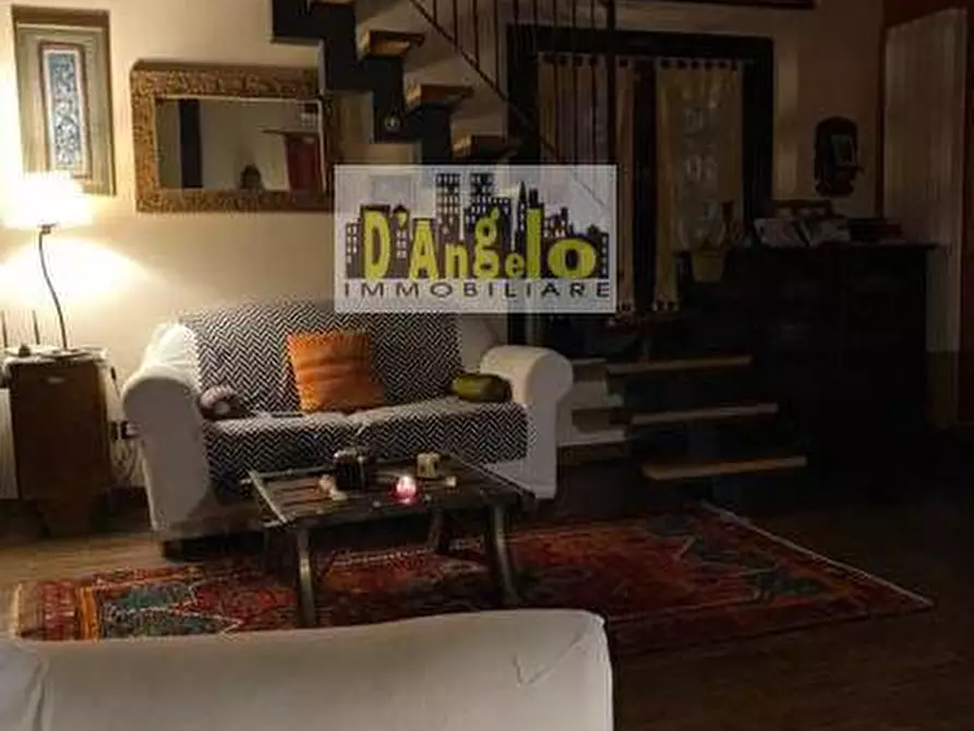casa indipendente in vendita a Castorano