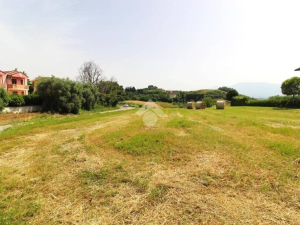 terreno edificabile in vendita a Castorano
