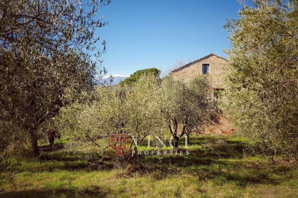 casa indipendente in vendita a Castorano