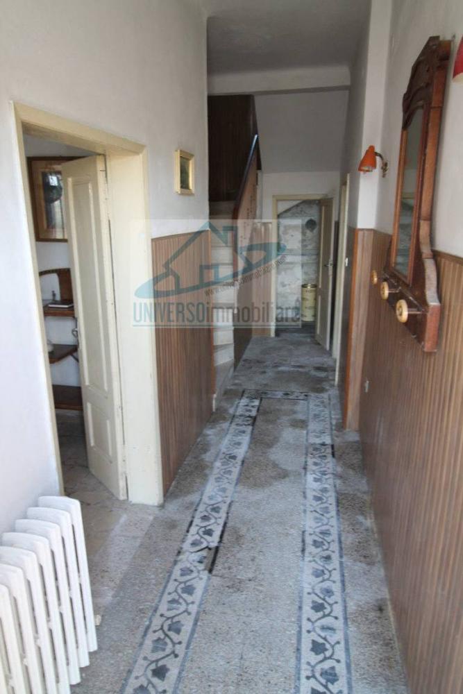 casa indipendente in vendita a Colli del Tronto