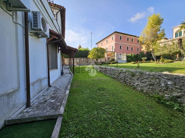 appartamento in vendita a Colli del Tronto