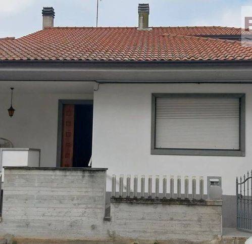 casa indipendente in vendita a Colli del Tronto in zona Villa San Giuseppe