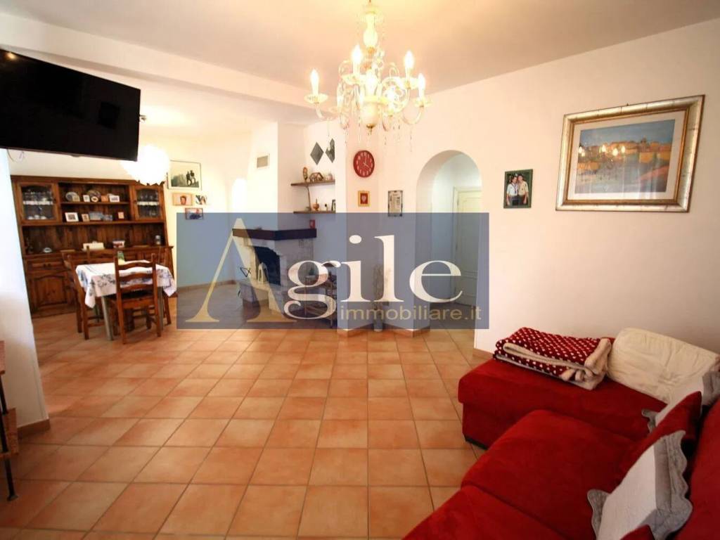 casa indipendente in vendita a Colli del Tronto