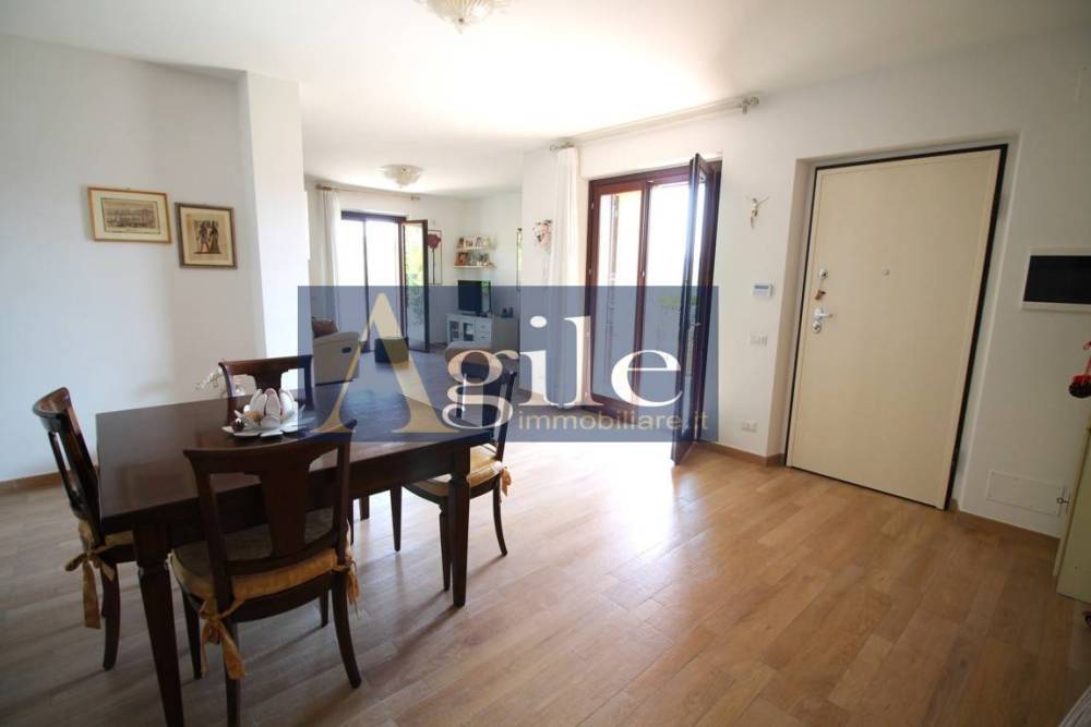 casa indipendente in vendita a Colli del Tronto