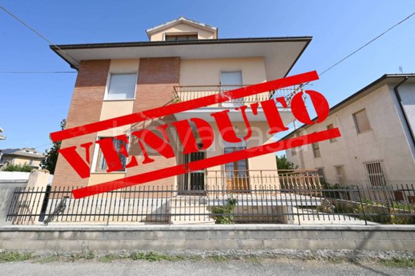 casa indipendente in vendita a Colli del Tronto in zona Villa San Giuseppe