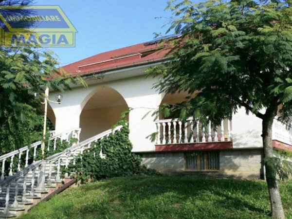 casa indipendente in vendita a Colli del Tronto in zona Villa San Giuseppe