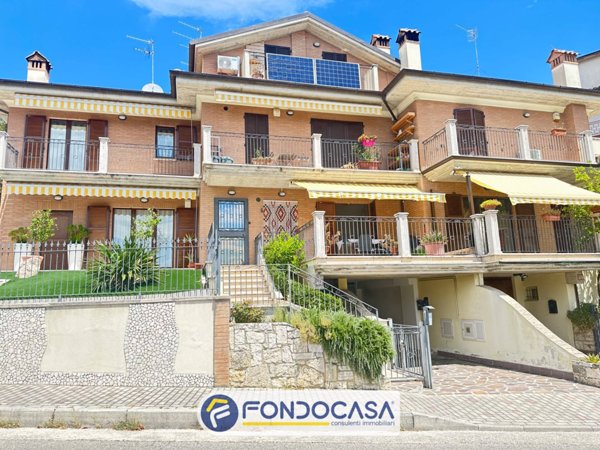 appartamento in vendita a Colli del Tronto