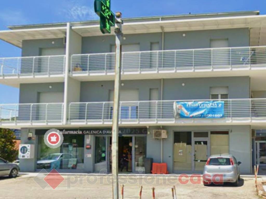 ufficio in vendita a Colli del Tronto in zona Villa San Giuseppe
