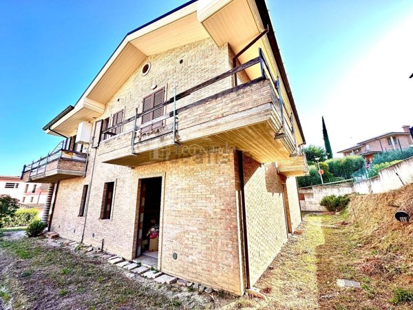 appartamento in vendita a Colli del Tronto