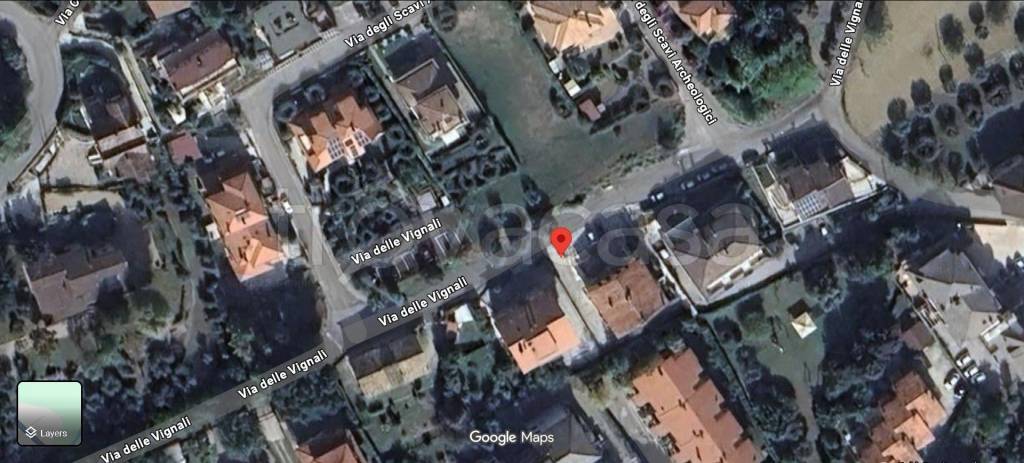 locale commerciale in vendita a Colli del Tronto