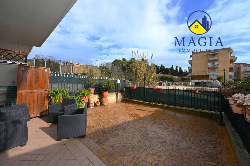 casa indipendente in vendita a Colli del Tronto in zona Villa San Giuseppe