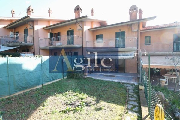 casa indipendente in vendita a Colli del Tronto