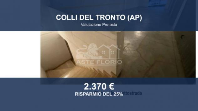 locale commerciale in vendita a Colli del Tronto