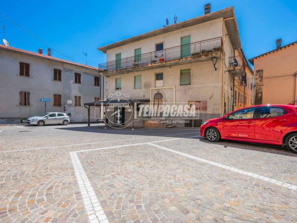 casa indipendente in vendita a Colli del Tronto