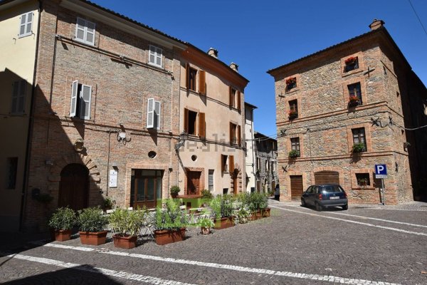 appartamento in vendita a Comunanza