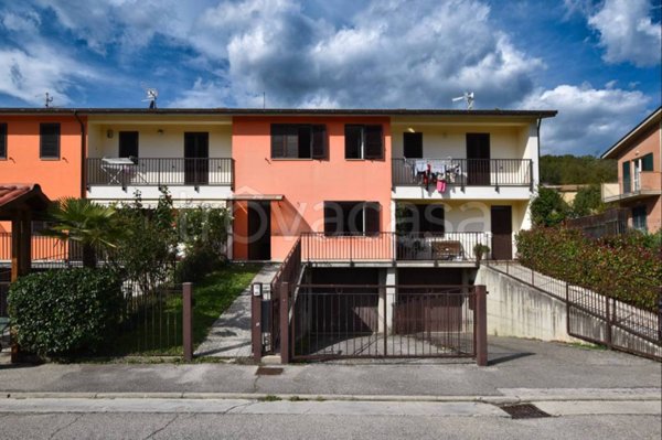 casa indipendente in vendita a Comunanza
