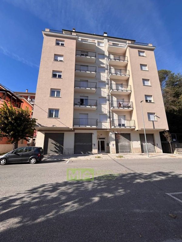 appartamento in vendita a Comunanza