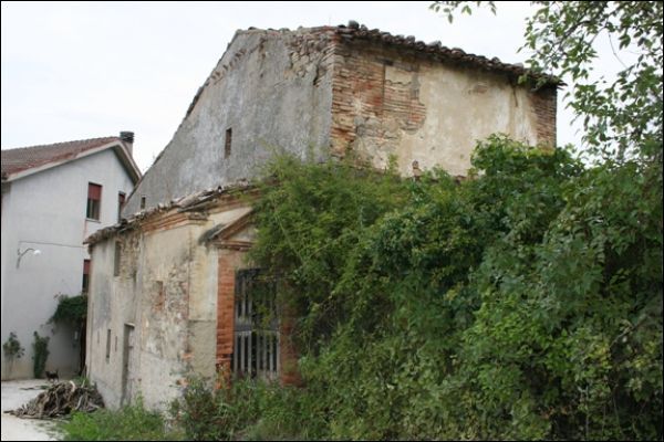 casa indipendente in vendita a Comunanza in zona Casale
