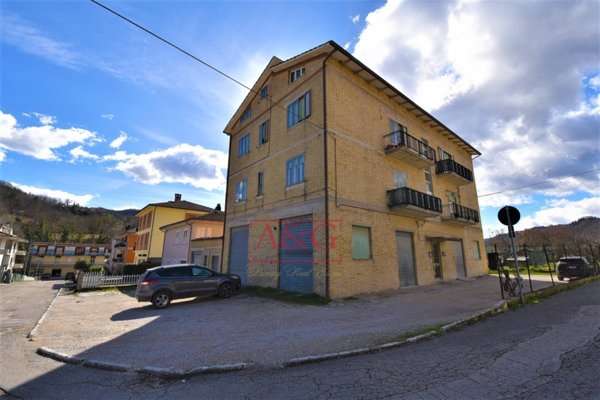 appartamento in vendita a Comunanza