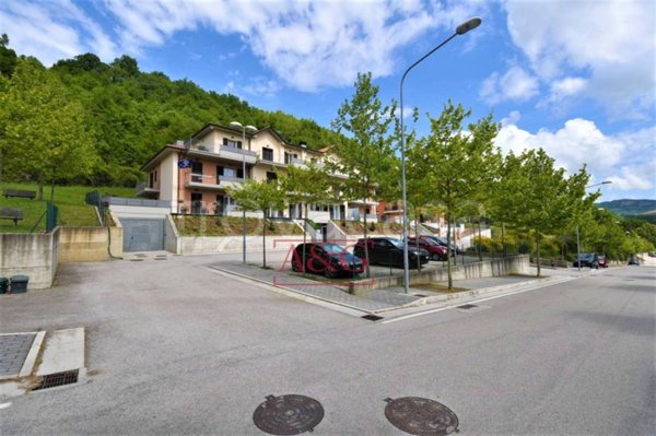 appartamento in vendita a Comunanza