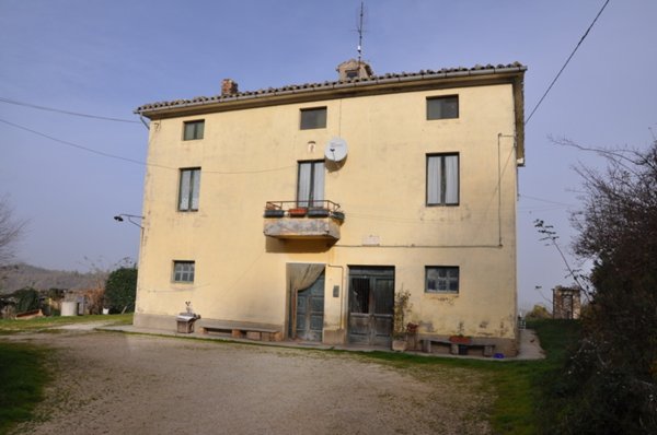 mansarda in vendita a Comunanza in zona Illice