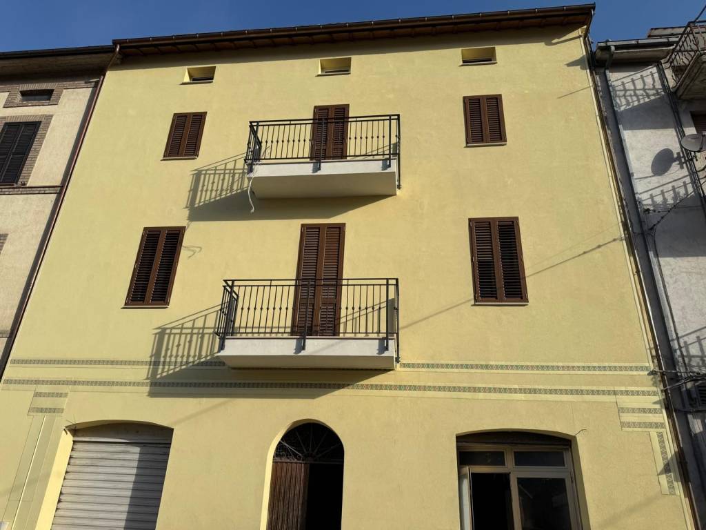 negozio in vendita a Comunanza