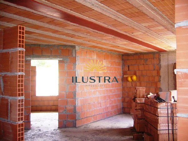 appartamento in vendita a Comunanza