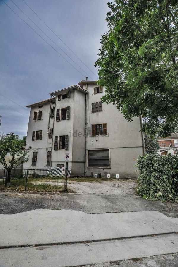 appartamento in vendita a Comunanza