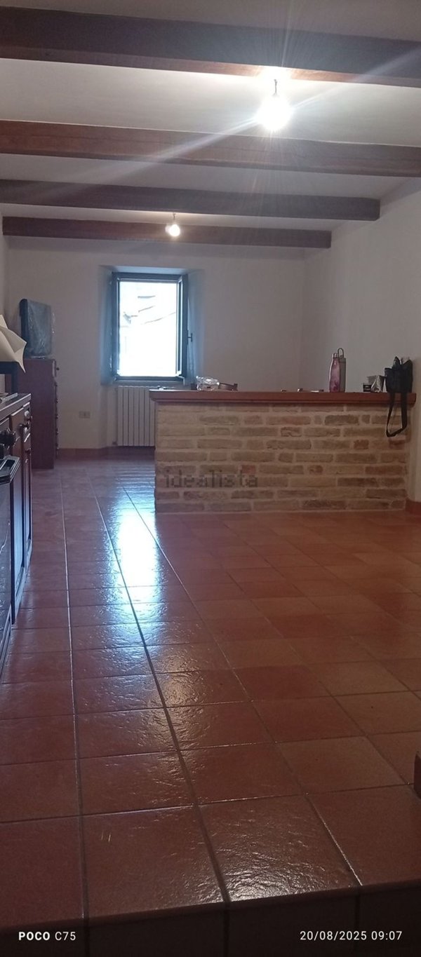 appartamento in vendita a Comunanza