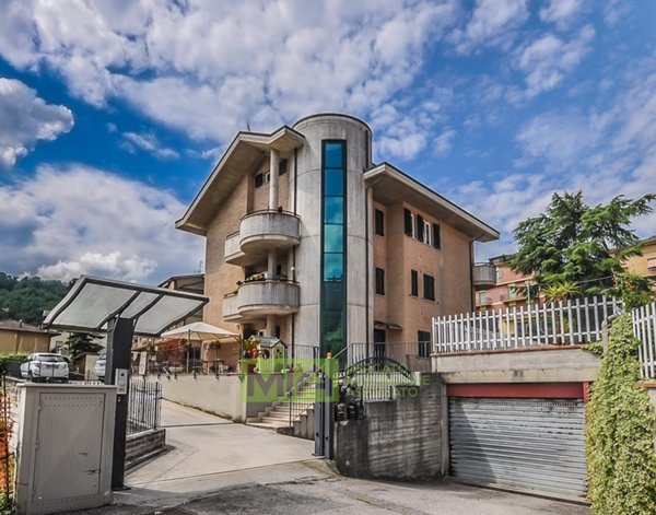 appartamento in vendita a Comunanza