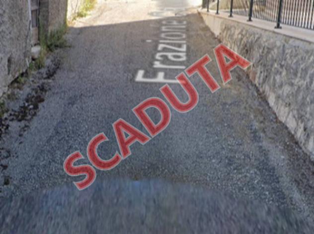 appartamento in vendita a Comunanza in zona Casale