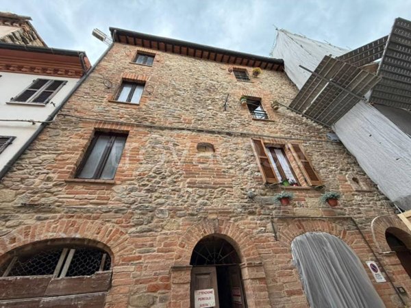 casa indipendente in vendita a Comunanza